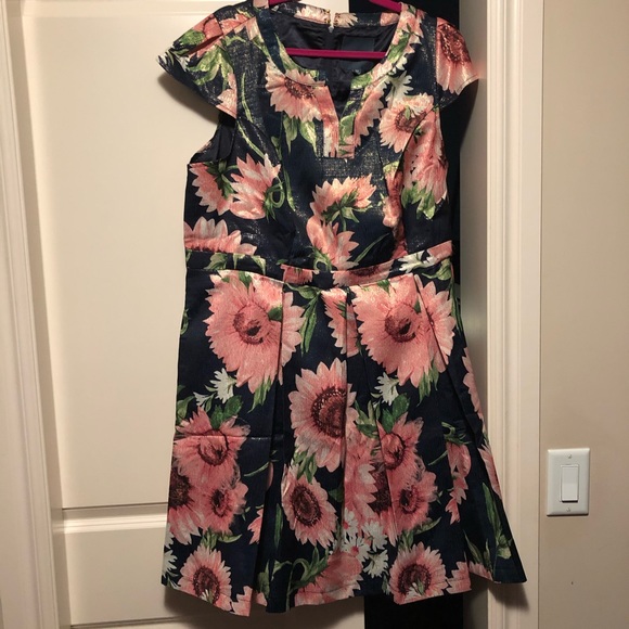 Floral Dress - Picture 2 of 3